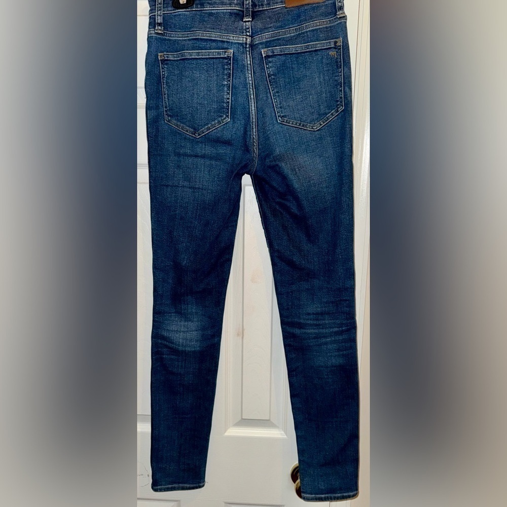 Madewell 10” High Rise Skinny Medium Wash Jeans Size 26T - Picture 2 of 9
